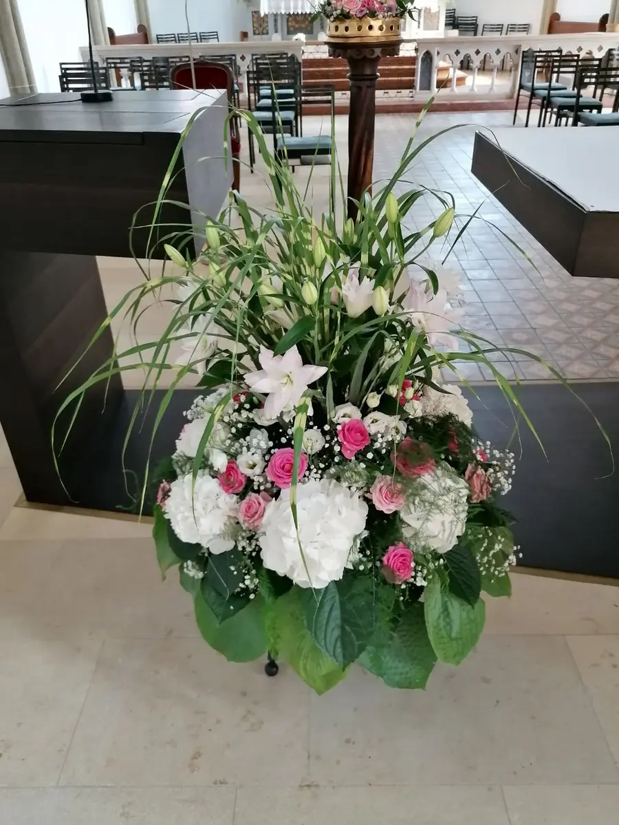 Hochzeitsfloristik von Martinas Blumenwerkstatt, Beispiel 3