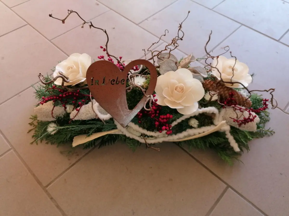 Allerheiligen-Floristik von Martinas Blumenwerkstatt, Beispiel 6